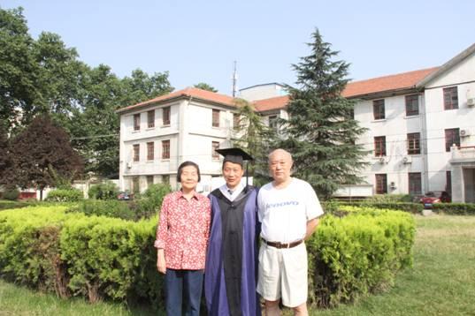 史嵩海:发挥中医特色诊治疑难病症