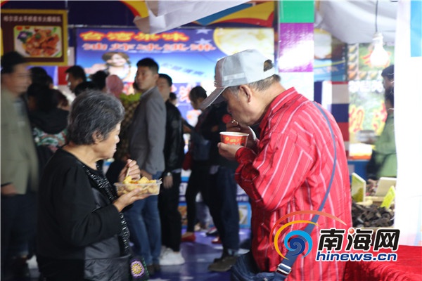 三亚国际美食节成路边摊大合集?两部门已介入