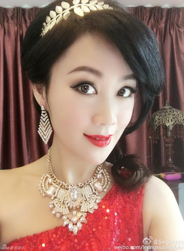 李小璐梁小冰领衔娱乐圈沦为网红脸的10大女星