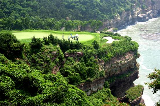 大连金石高尔夫俱乐部——中国北方的地标球场。_副本