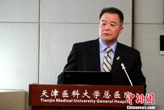天津医科大学副校长王耀刚讲话。　张道正 摄