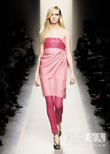 释放寒冬魅力 甜美系桃粉色