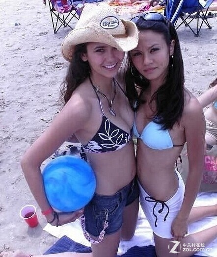 icloud艳照门又来了 "吸血鬼"妮娜中枪