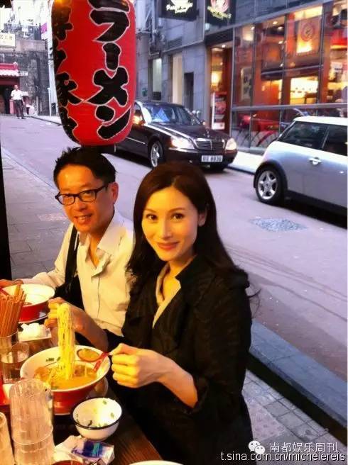 当过港姐,拍过三级片,她却靠卖鱼蛋攀上人生