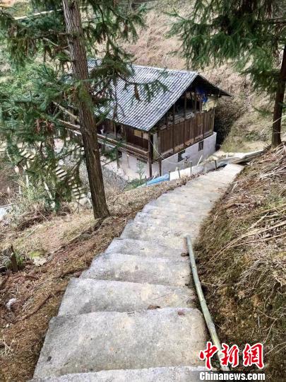 位于黔东南大山腹地的麻风村。　王祖敏 摄