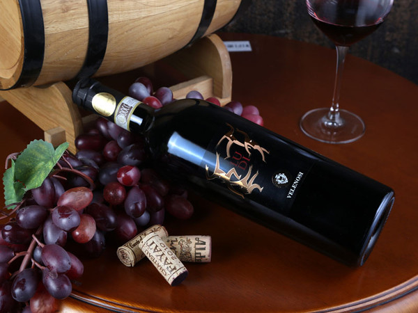 雅诺丝:与西施佳雅“齐名”的意大利艺术酒庄