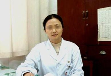 医学女博士和截瘫小伙蹭出爱情火花,女博士:我要让你重新站起来