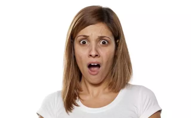 女人得了宫寒，竟然与使用这种卫生巾有关！太可怕了！