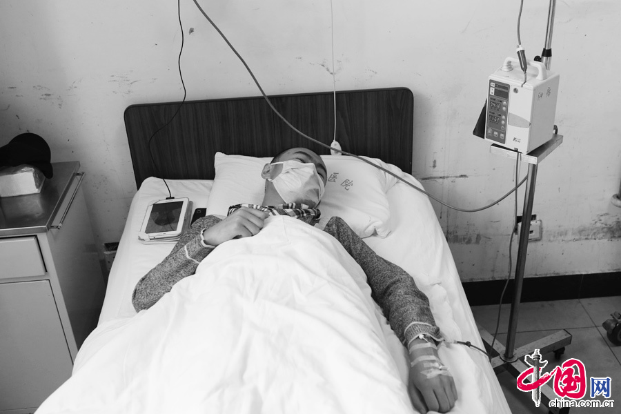 【图片故事】白血病男孩的特殊“成人礼”