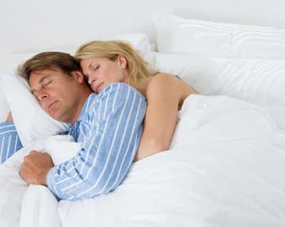 情感两性:如何与老公“性”沟通 让床上关系更亲密【组图】(1)_心理健康_光明网