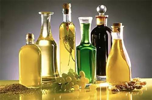 核桃油、橄榄油真的适合宝宝吗？你可能被忽悠啦！