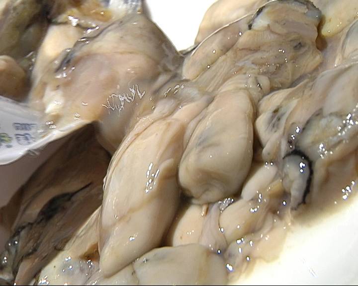 初冬时节 吃生蚝米线补补“蛎”量