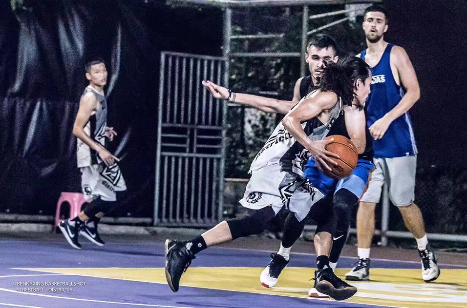 听说为了迎战“第六区”,深圳“天煞军团”竟然出动了所有乌克兰球