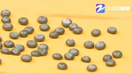 广西推出把亲人骨灰做成饰品服务，可随身携带！能接受吗？