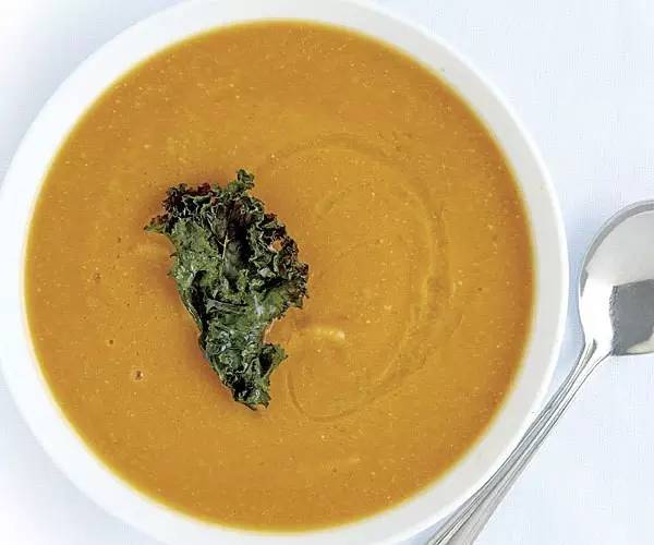 如何在西餐桌上正确地“装逼”?这些礼仪你一定要知道