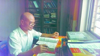 坚守麻风病康复点21年李云华:哪怕只剩一个病人,我也必须留下