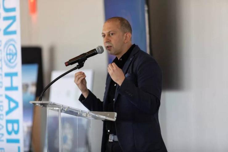 任性！腾讯50000员工倾尽所有，试图用一根黄瓜证明科技善良！