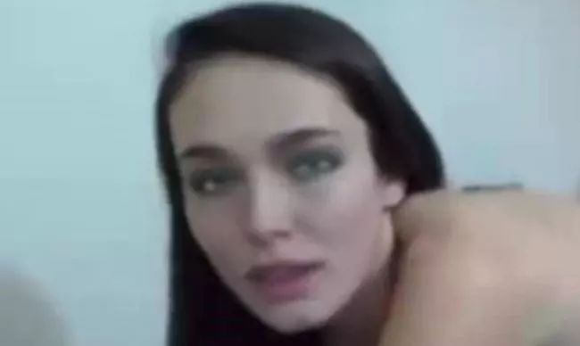 AI“换脸”成人片网上疯传,各大平台纷纷出手