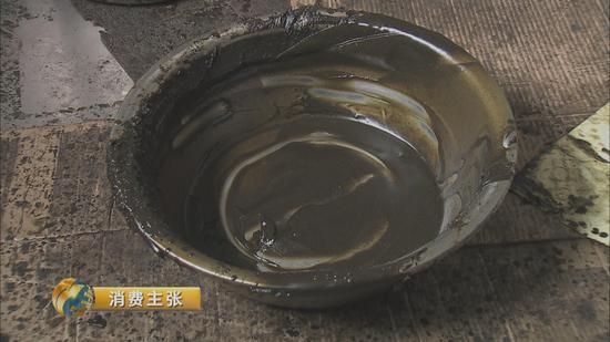 央视起底扈氏鼻炎膏:生产车间脏乱差祖传药方靠策划