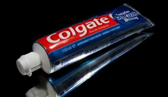 香港停销含致癌成份的高露洁牙膏