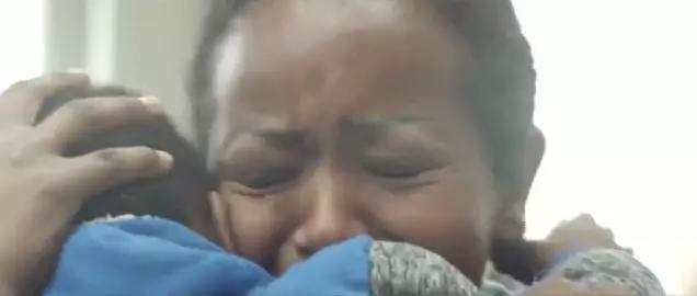 “我11岁,爸妈为了减租,把我卖给了恋童癖。”