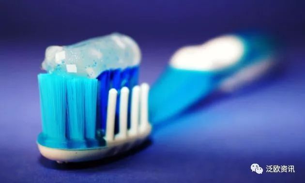 可怕！丨法国3/2的牙膏可能含有致癌染料！其中包含儿童牙膏！