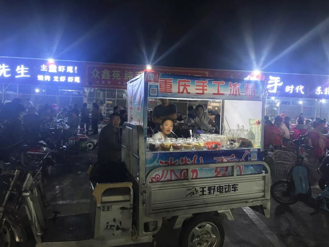 解放路新开一大夜市:烧烤、虾尾、家常菜…送啤酒、凉菜!还有停车