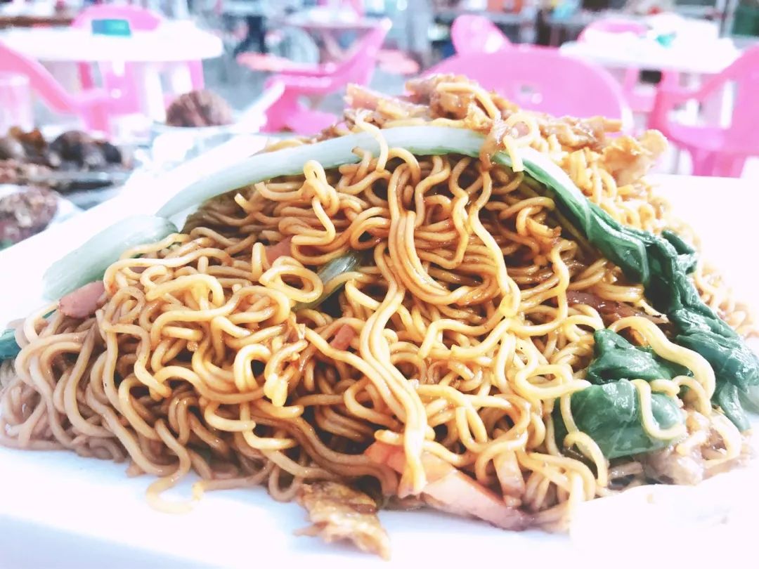 解放路新开一大夜市:烧烤、虾尾、家常菜…送啤酒、凉菜!还有停车