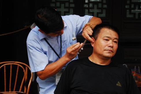 耳屎该不该挖99%的人都做错了正确应该怎么做？