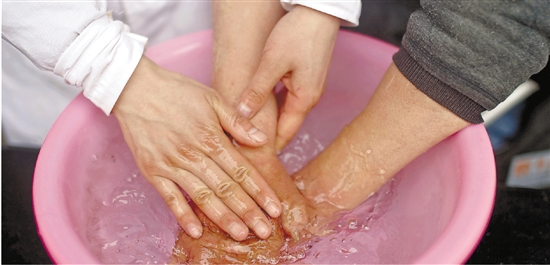 为了那期待眼神他们坚守到今天 德清麻风村故事