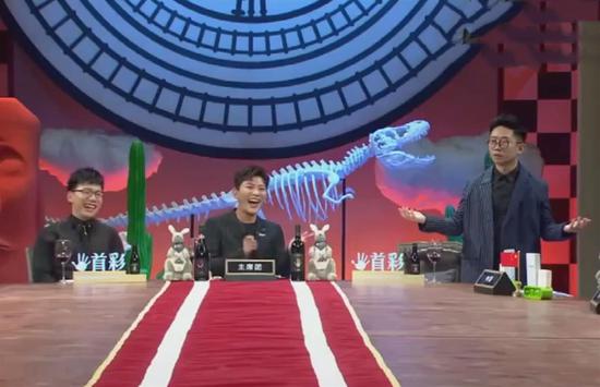 南非男子揭高官恋童癖后离奇死亡 曾向中国"托孤"