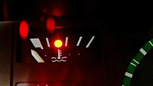 你真的知道汽车怎么开暖风吗?不用开AC!