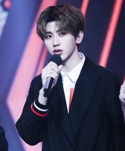 蔡徐坤宣称将起诉哔哩哔哩 起诉自己最大最真实的流量来源 ?