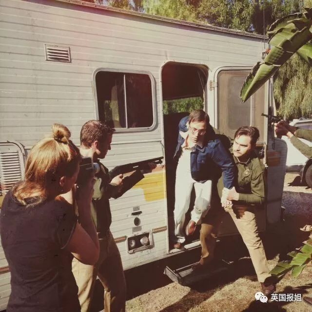 为娶12岁邻家女,恋童癖竟先去勾引她父母…