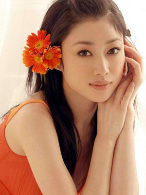 假性疤痕平均约半年左右会自动消失