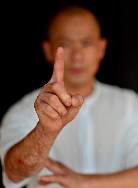 新华社:有人打着武术旗号 做欺诈行骗的营生