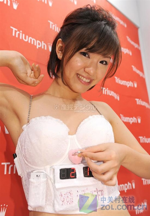 女性胸罩也玩另类 带LED显示屏的胸罩图赏 