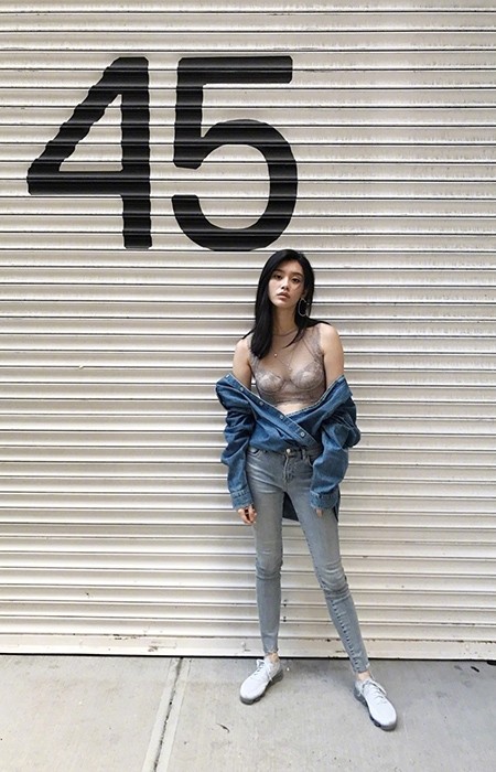 “杨幂站”上热搜 女星站姿其实都藏着心机