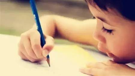 妈妈车祸去世,11岁儿子作文中竟这样写…