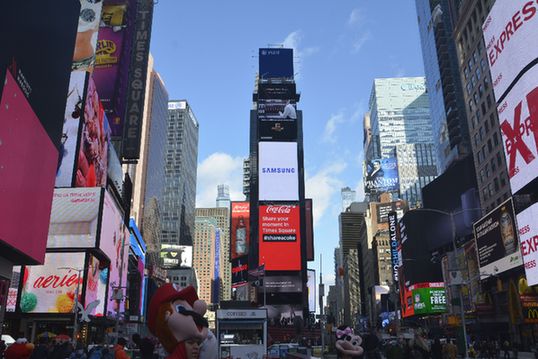 漂亮实力派!第九代张裕解百纳全球上市