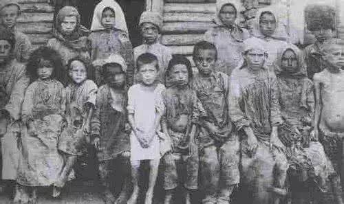 我母亲了解意识形态,也了解饥饿