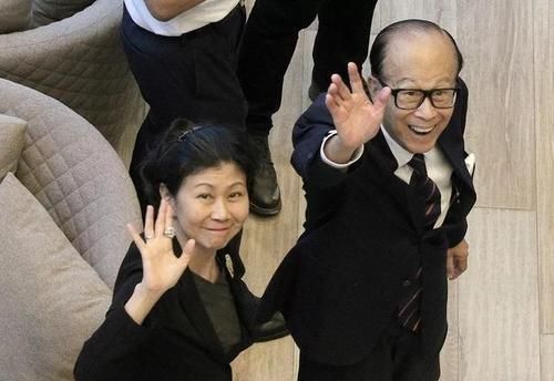 李嘉诚的“隐形帝国”，看完我才明白：很多人还是低估了他的财富