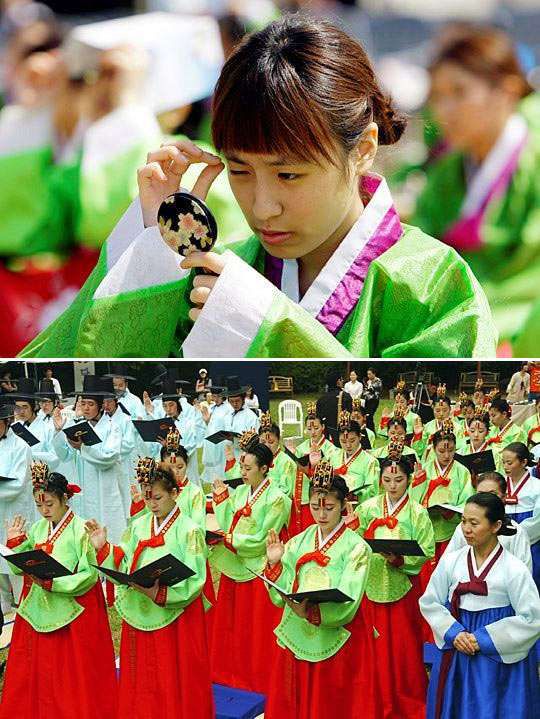 肯尼亚男孩割礼:不用麻药割男孩阴茎包皮