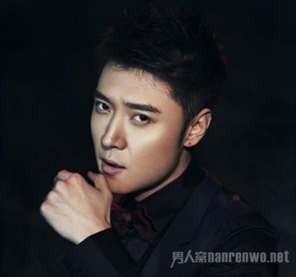 张丹峰与冯绍峰怎么那么像 不是脸盲症也分不清
