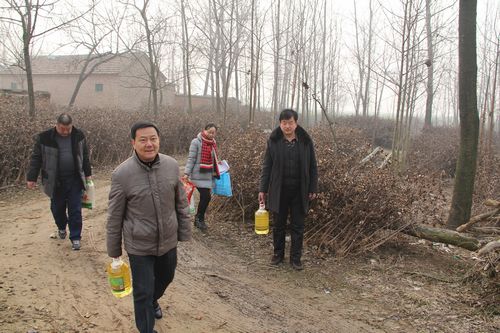 金乡县疾控中心开展“世界防治麻风病日” 慰问活动