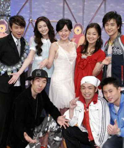 大小S成名彪悍事:开露天性爱派对粉丝送大便(图)