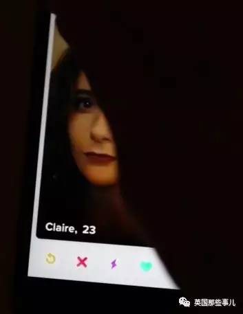 一个自称是恋童癖的帅哥上网约炮...本以为会被骂惨,结果...