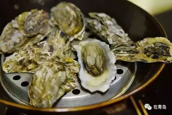 实拍青岛开春第一鲜开凌梭 错过再等一年(图)