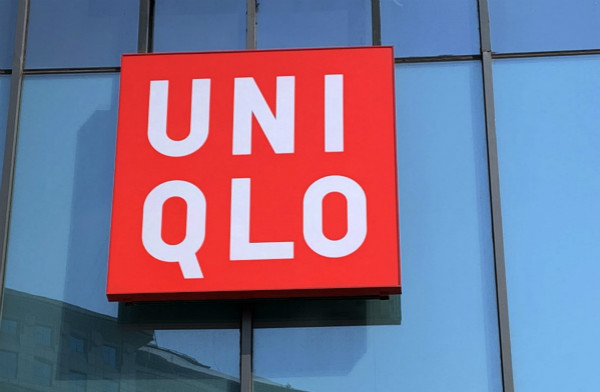 新民快评丨“反偷拍”不能只靠消费者“火眼金睛”