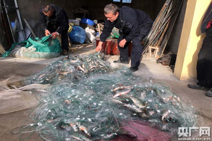 新疆富蕴县渔政管理站查获一起禁渔期非法捕捞行为